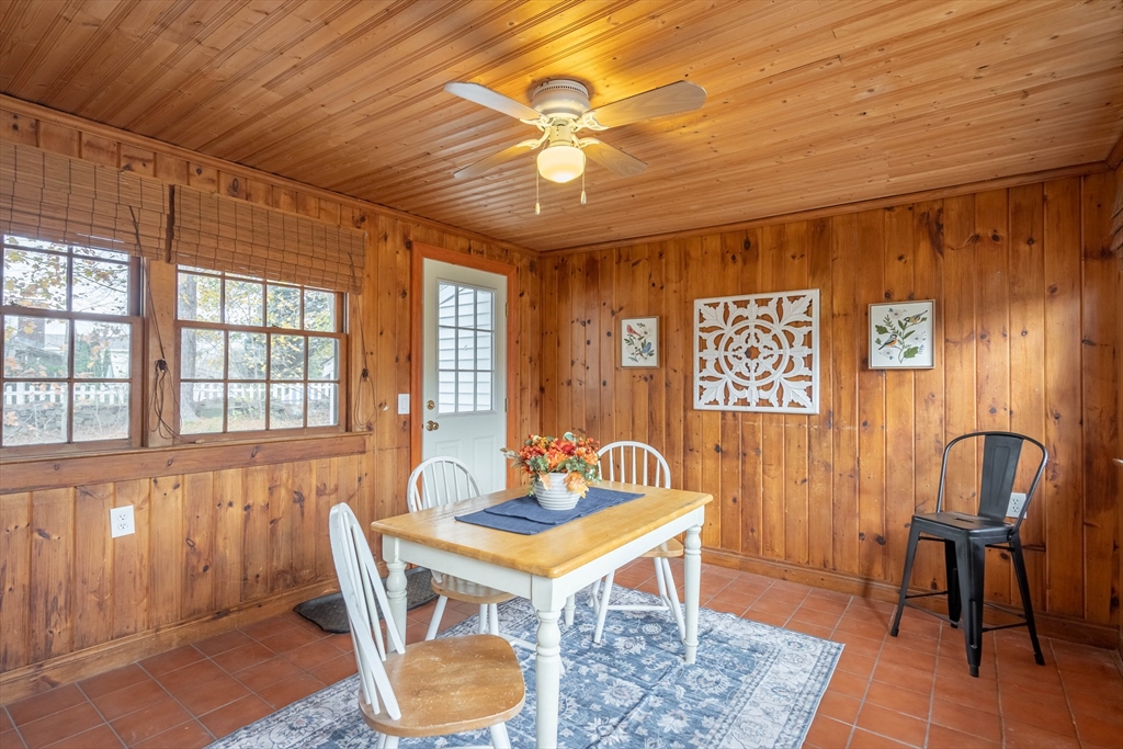94 Grove Street Shrewsbury, MA 01545 - Photo 16 of 35 Gallery Image 16