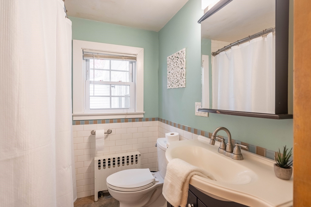 94 Grove Street Shrewsbury, MA 01545 - Photo 23 of 35 Gallery Image 23