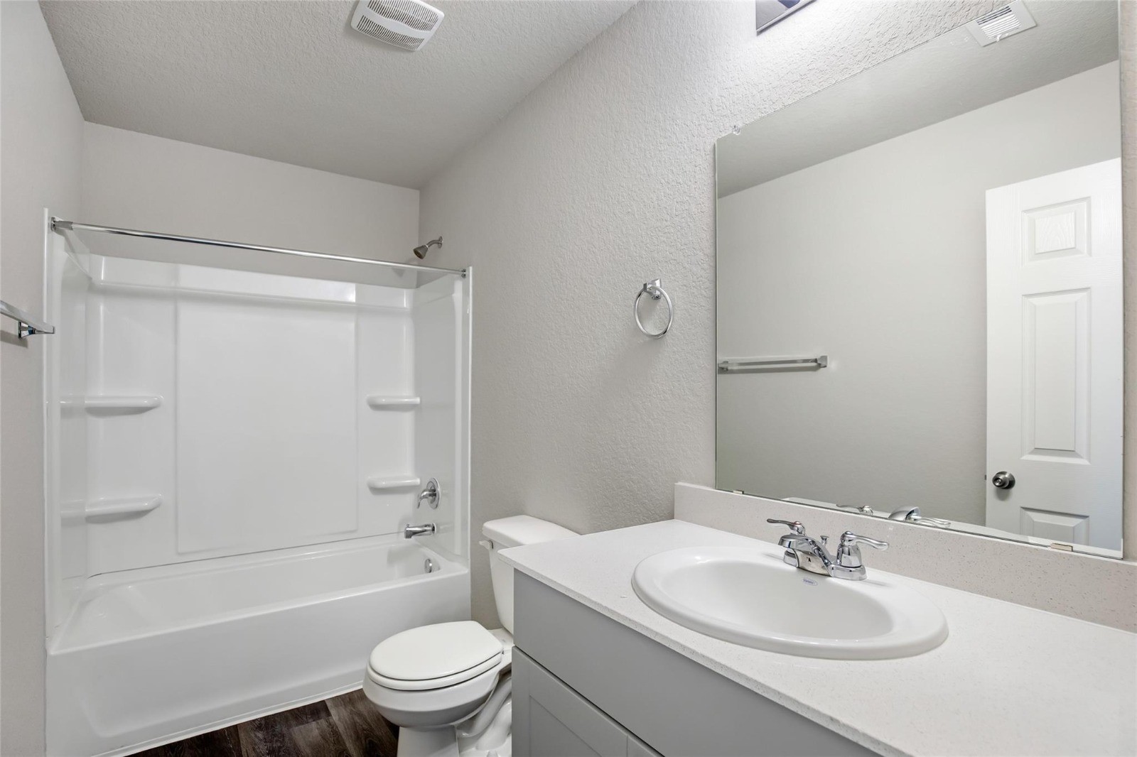 10031 Spring Creek Road Cleveland, TX 77327 - Photo 10 of 28