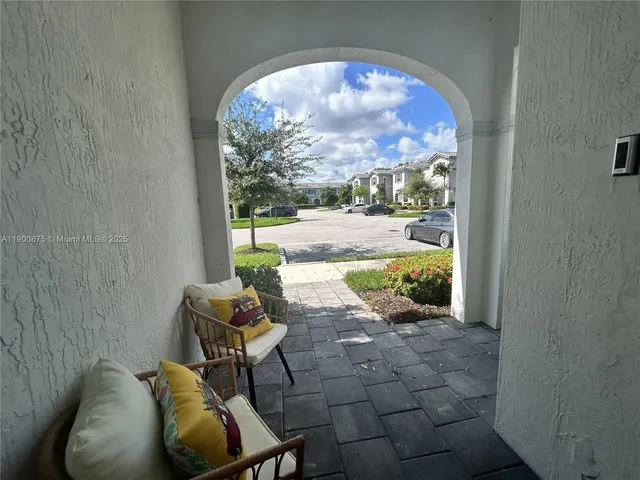 $2,400 | 1685 Southeast 27th Street, Unit 1685, Homestead, FL 33035