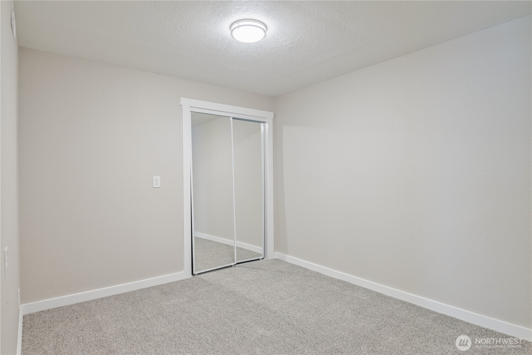 2903 Huntington Place Longview, WA 98632 - Photo 21 of 40 a view of an empty room