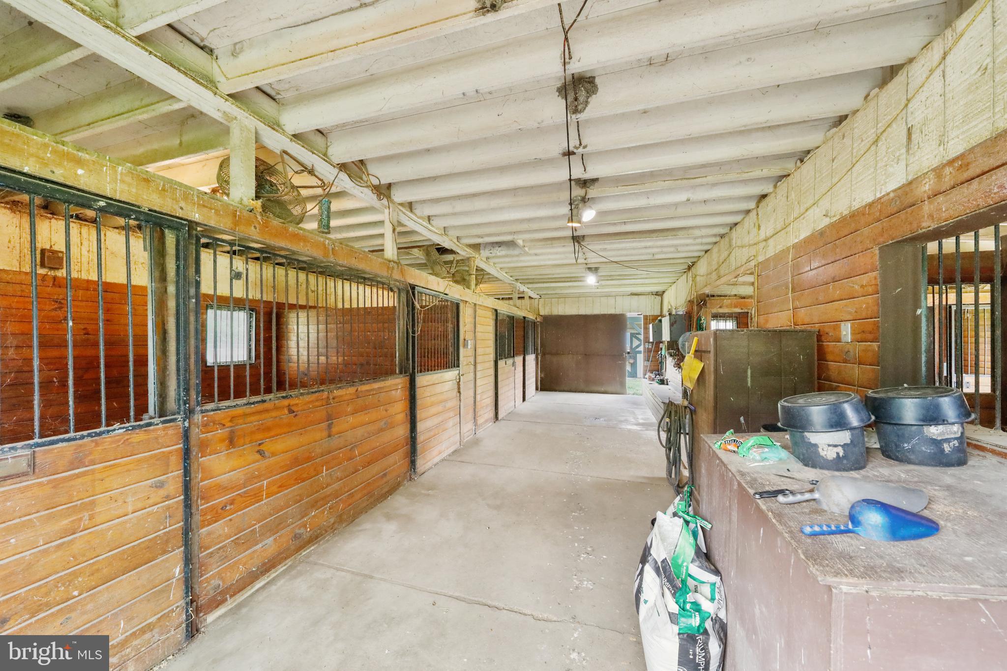 95 Fostertown Road Lumberton, NJ 08048 - Photo 26 of 41 Barn aisleway