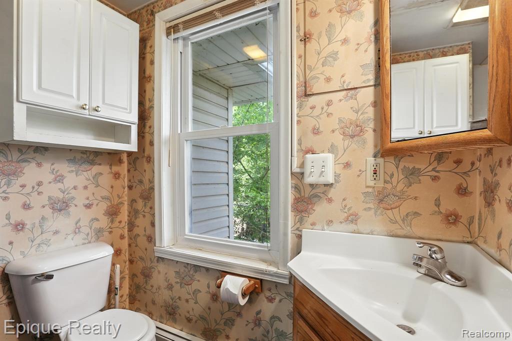 481 Heights Road Lake Orion, MI 48362 - Photo 23 of 33