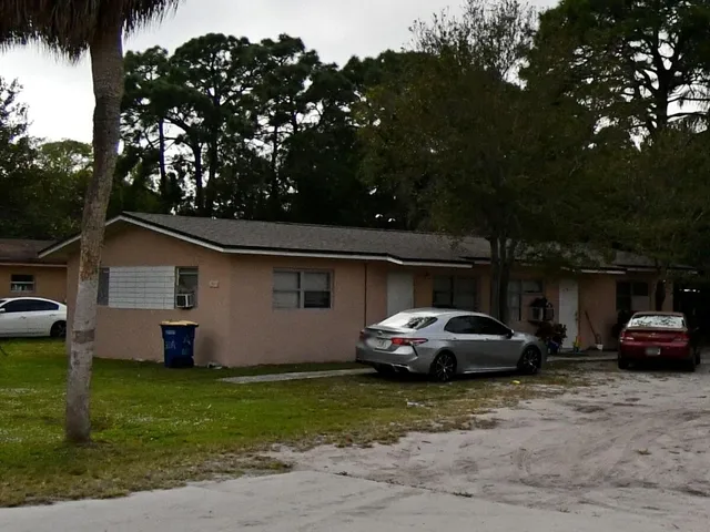 $4,650,000 | 902 South 15th Street, Fort Pierce, FL 34950