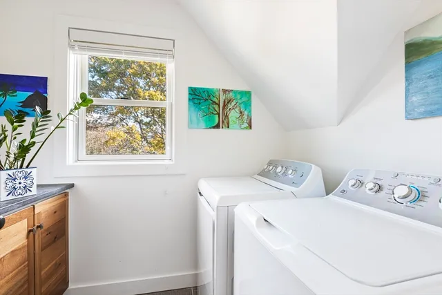 $3,200 | 119 Sycamore Street, Fairhaven, MA 02719