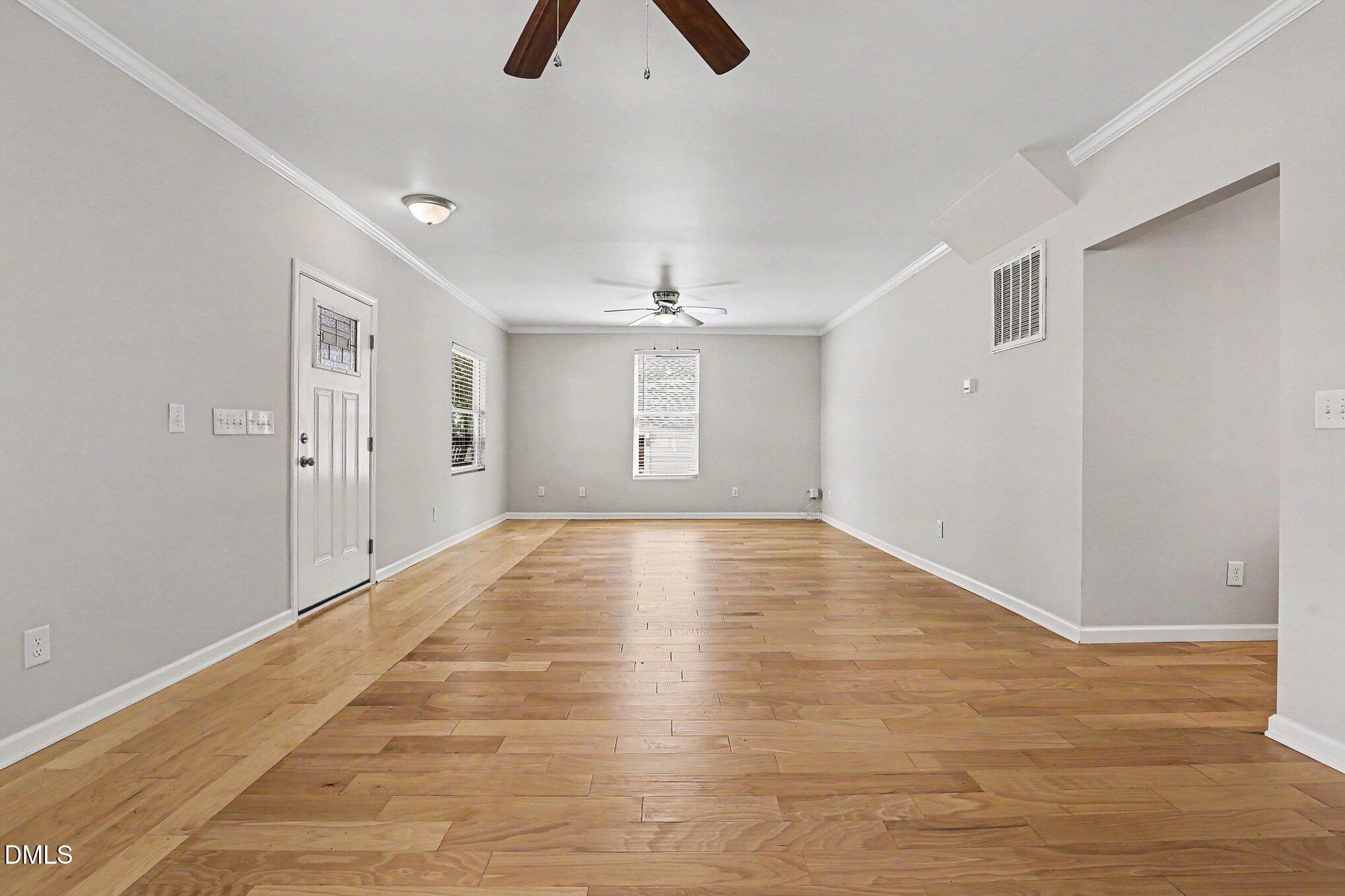 1312 South Roxboro Street Durham, NC 27707 - Photo 6 of 40 008_file_6443