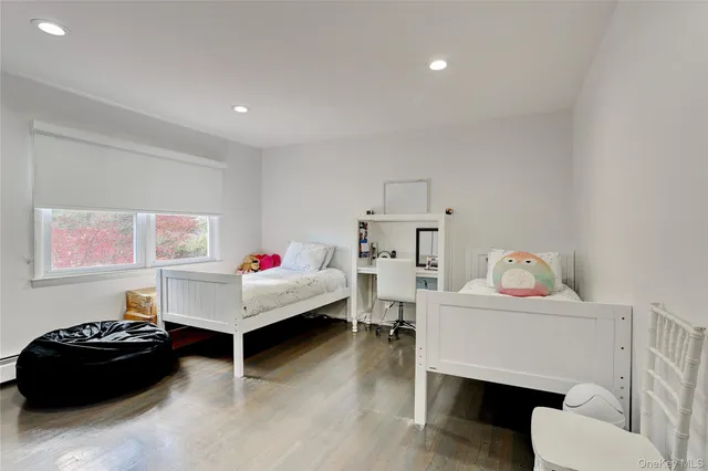 $1,275,000 | 7 Hawk Street, Chestnut Ridge, NY 10977