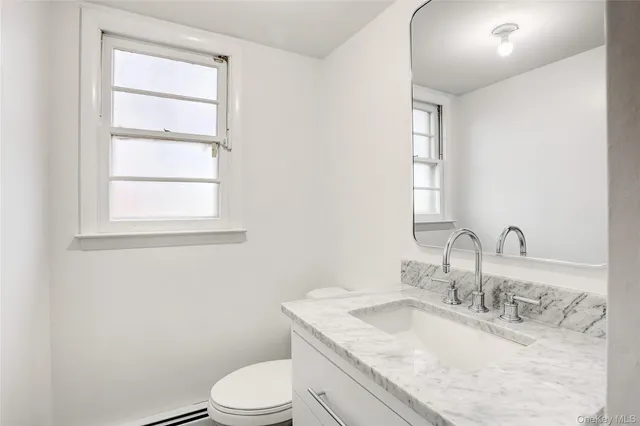 $1,275,000 | 7 Hawk Street, Chestnut Ridge, NY 10977