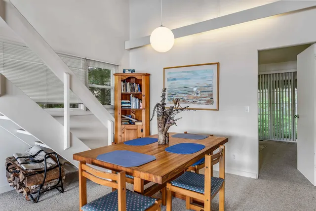 $1,950,000 | 253 Lake Avenue, Sunapee, NH 03782