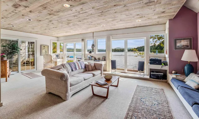 $1,950,000 | 253 Lake Avenue, Sunapee, NH 03782