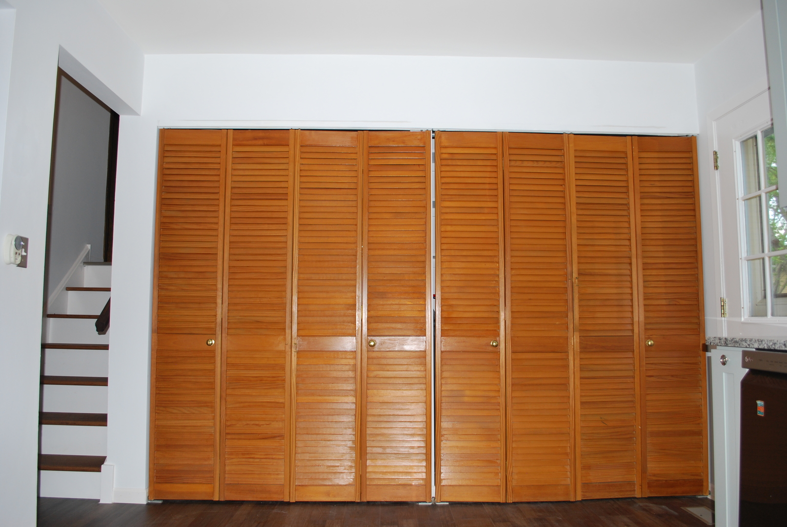 571 White Birch Road Lindenhurst, IL 60046 - Photo 7 of 19 Gallery Image 7