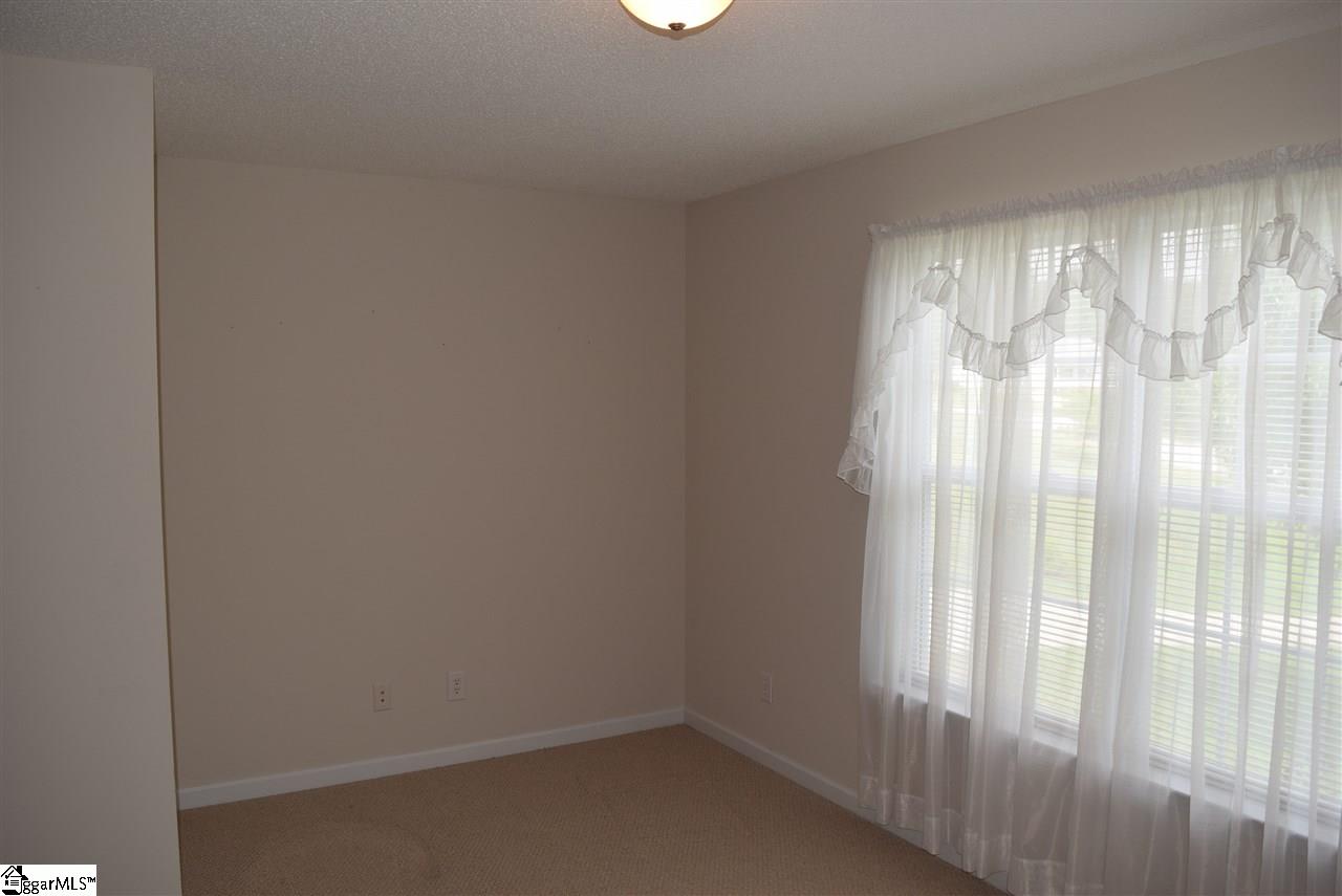 320 Gale Wind Court Inman, SC 29349 - Photo 11 of 28