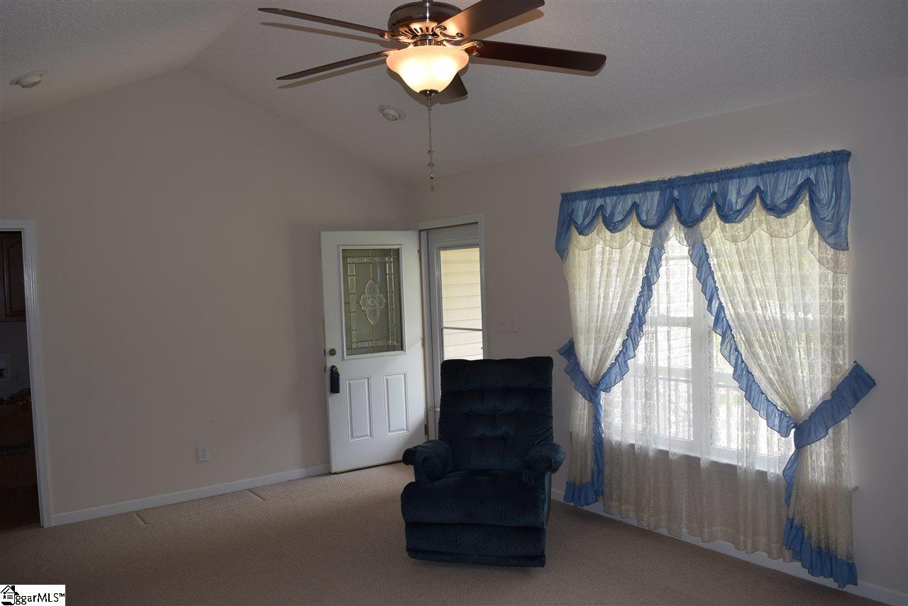 320 Gale Wind Court Inman, SC 29349 - Photo 5 of 28