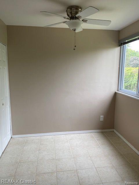 4030 West 13 Mile Road, Unit E3 Royal Oak, MI 48073 - Photo 5 of 12