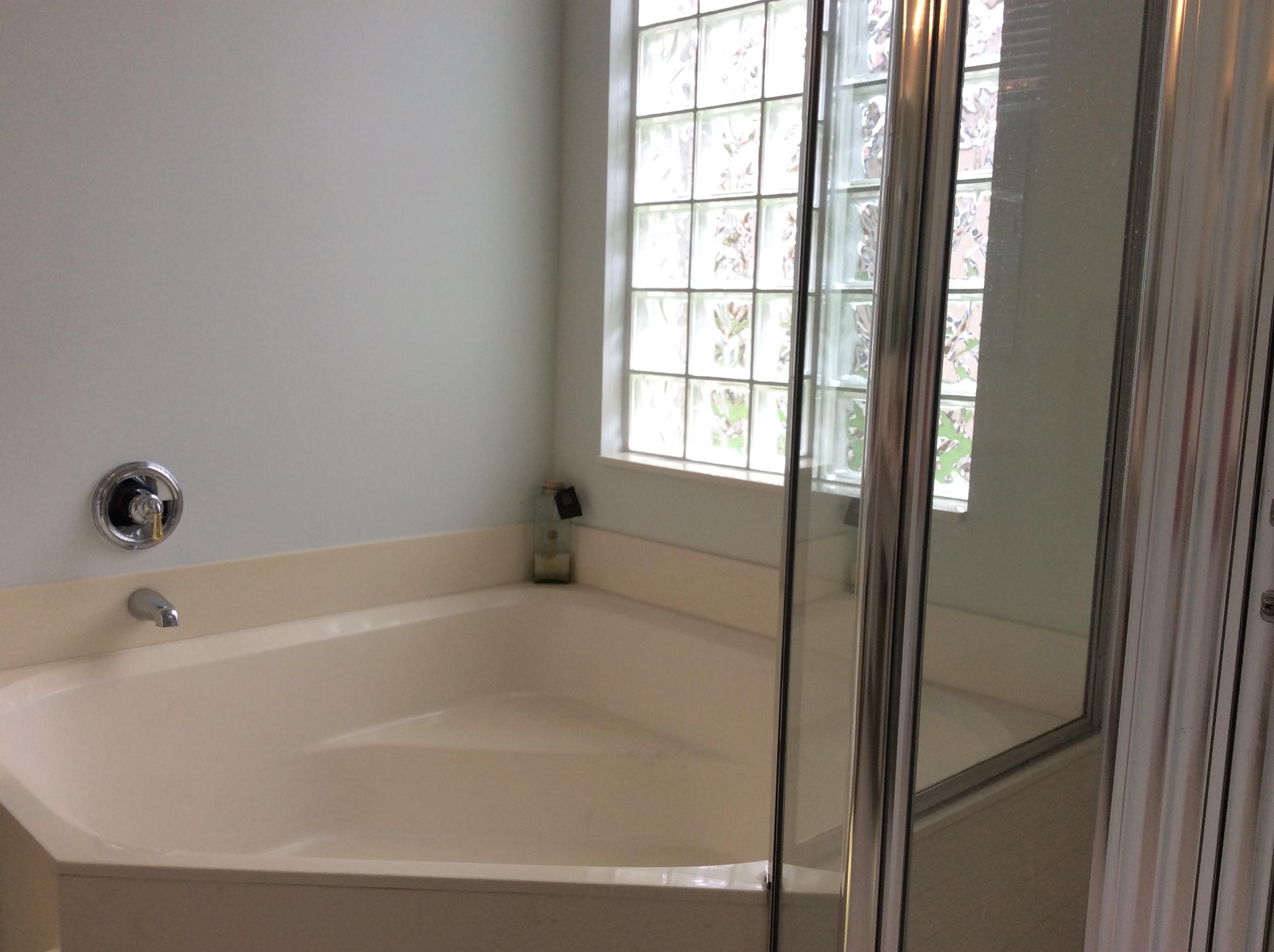 19803 Dinner Key Drive Boca Raton, FL 33498 - Photo 18 of 33 MASTER BATH