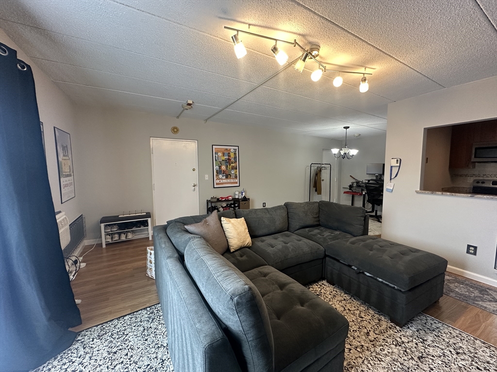 40 High Street, Unit 305 Dedham, MA 02026 - Photo 2 of 21