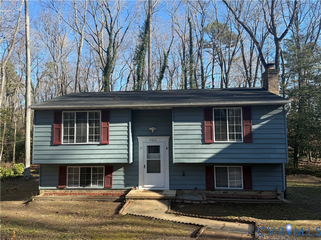 4602 Morning Hill Court Midlothian, VA 23112 - Photo 2 of 22 front view of a house with a small yard