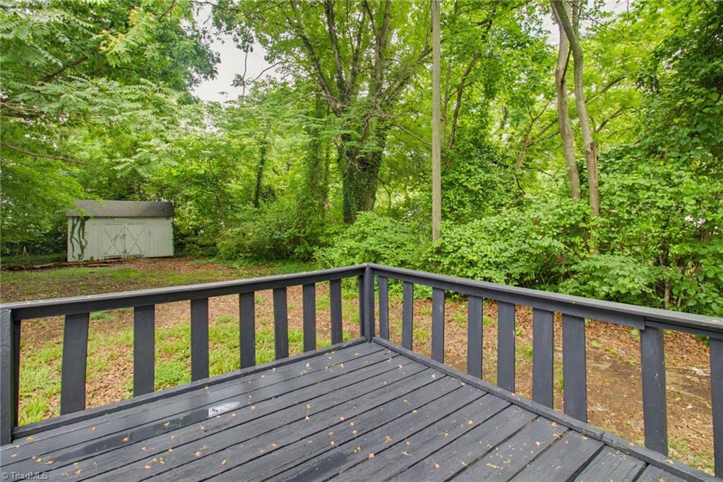 404 Hickory Chapel Road High Point, NC 27260 - Photo 25 of 29