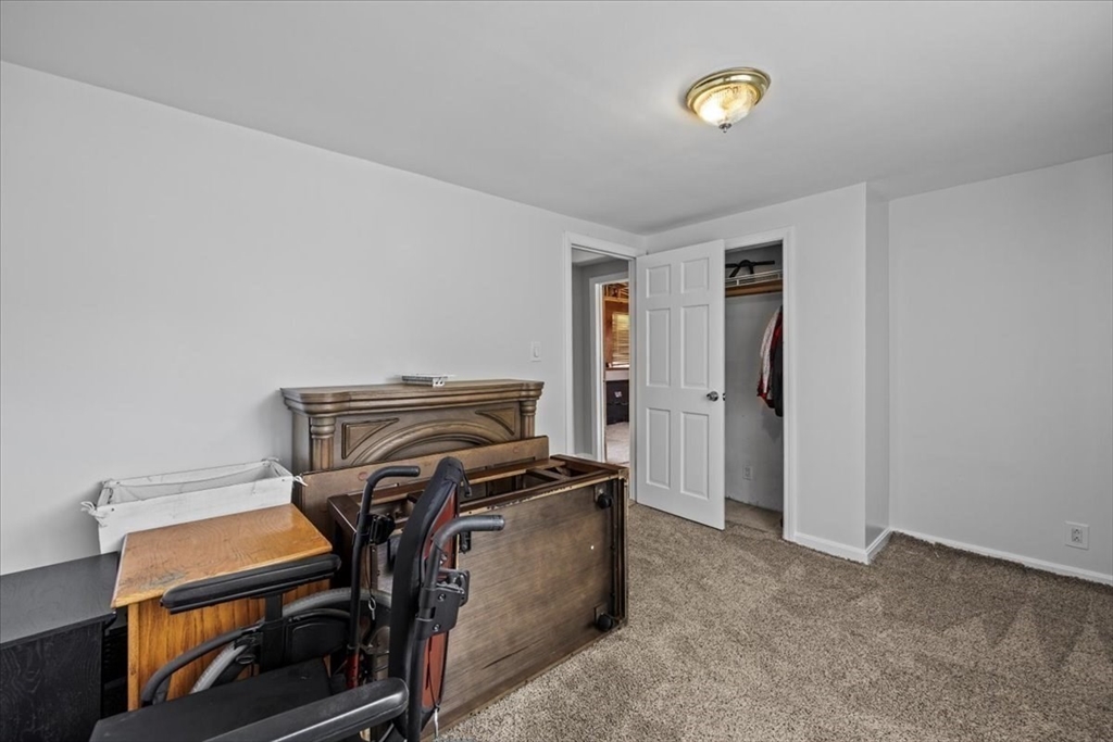 117 Pinehurst Avenue Swansea, MA 02777 - Photo 18 of 42 Gallery Image 18