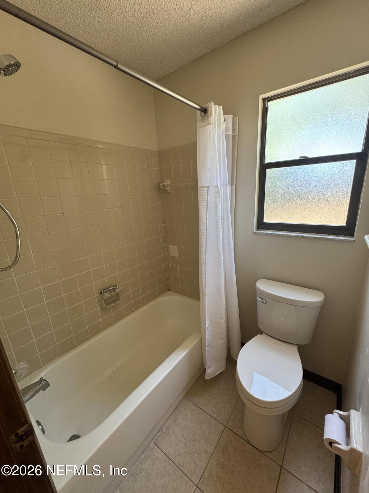 8321 Crosswind Road Jacksonville, FL 32244 - Photo 5 of 18 IMG_0536