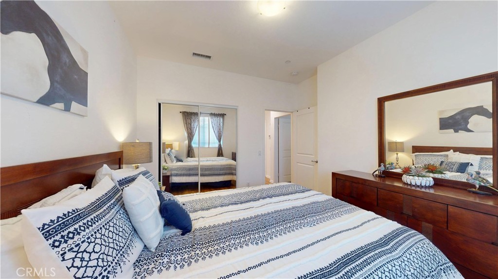 10351 Diamond Pacoima, CA 91331 - Photo 27 of 43