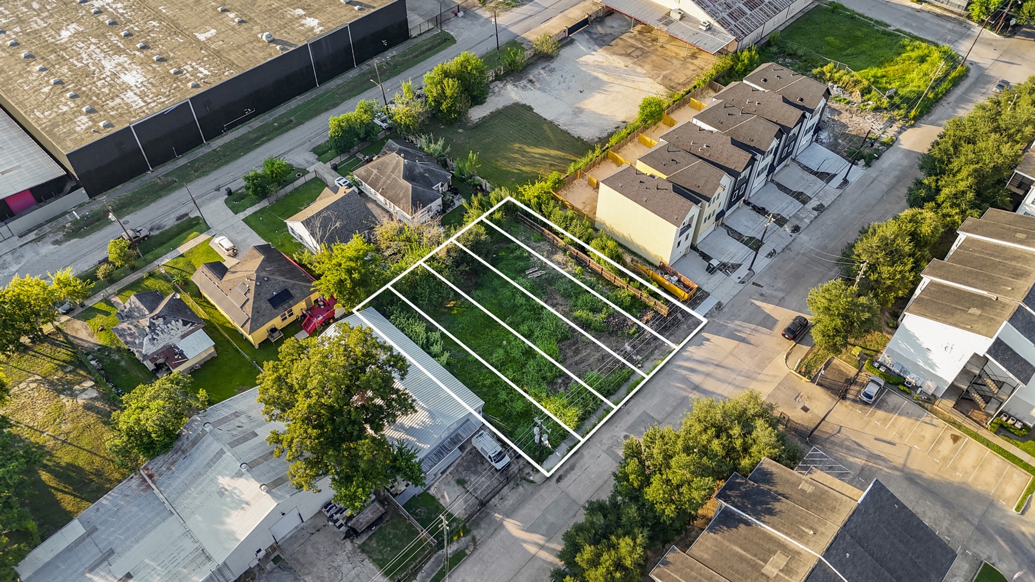 6336 Del Rio Street Houston, TX 77021 - Photo 12 of 20 an aerial view of a house