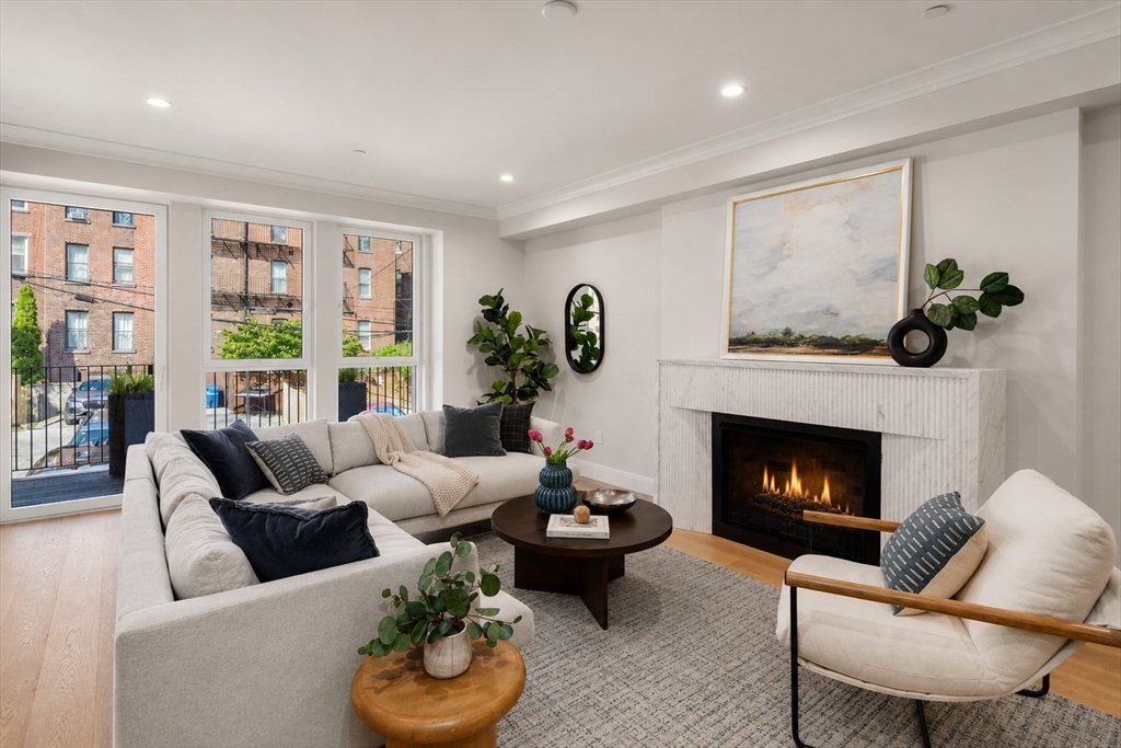 144 Worcester Street, Unit II Boston, MA 02118 - Photo 11 of 25