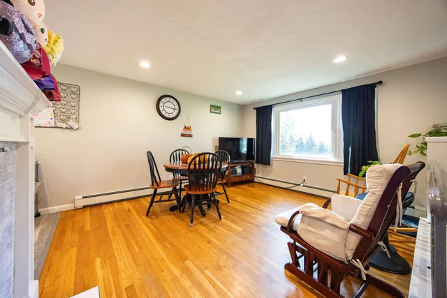 $599,900 | 222 Portsmouth Avenue, Stratham, NH 03885