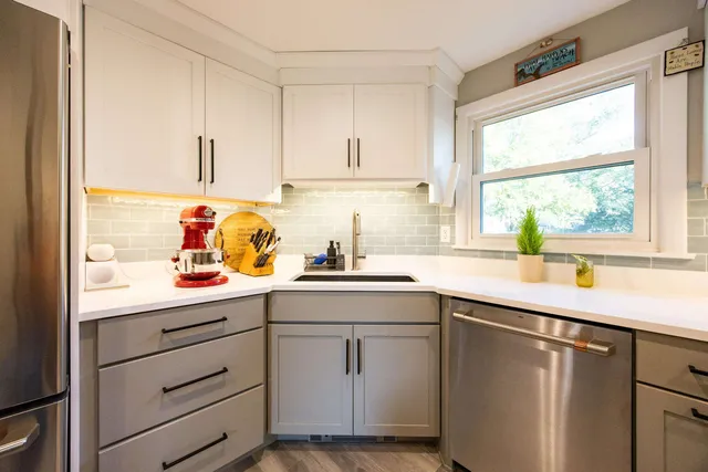 $599,900 | 222 Portsmouth Avenue, Stratham, NH 03885