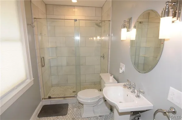 $2,900 | 100 Utica Street, Kirkland, NY 13323