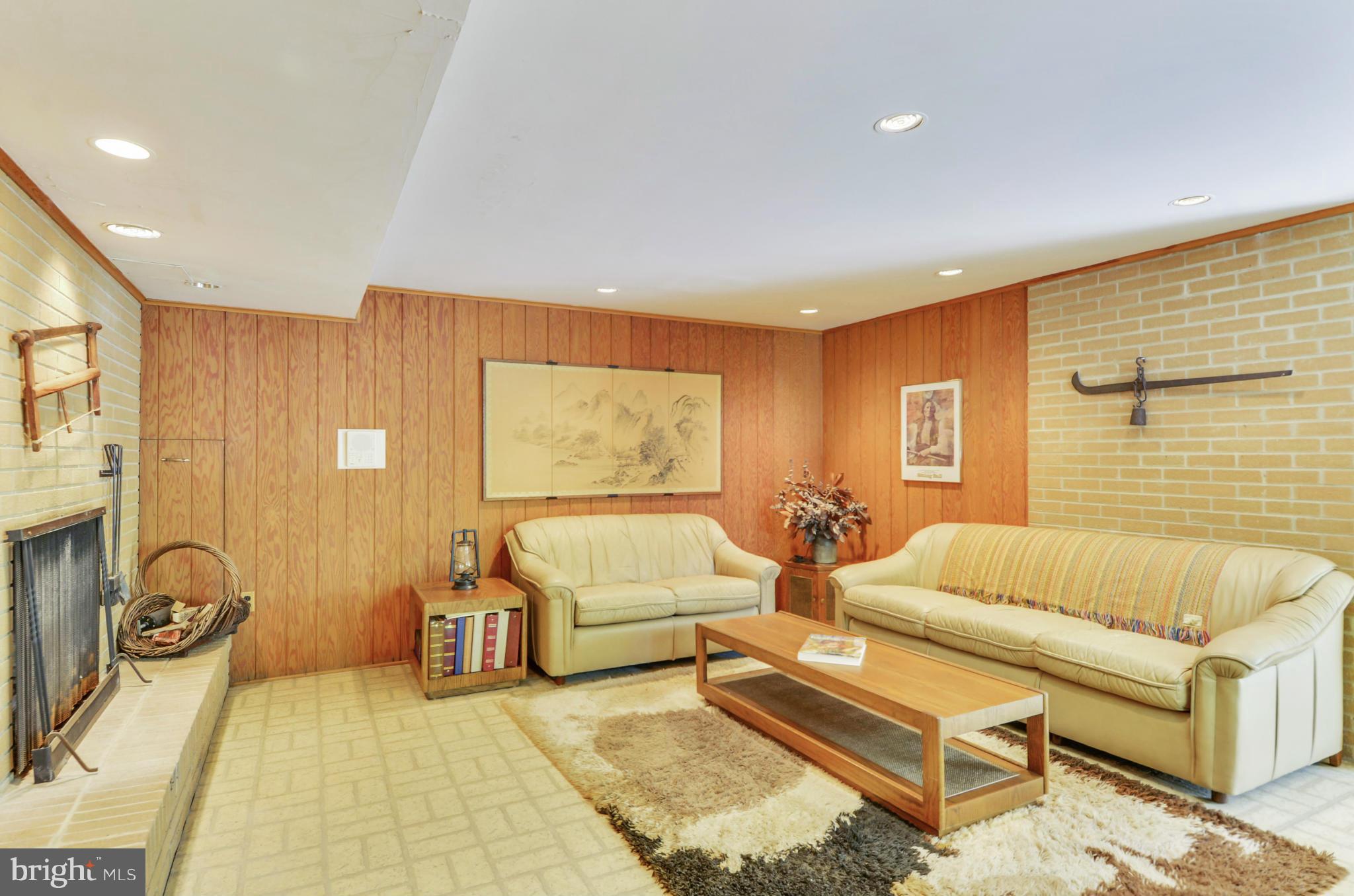 22 Parkside Road Silver Spring, MD 20910 - Photo 21 of 28 Family Room