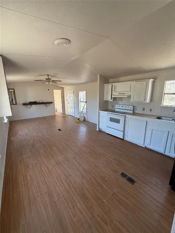 $1,000 | 156 Bullfrog Holler Road, Dale, TX 78616