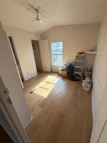 $1,000 | 156 Bullfrog Holler Road, Dale, TX 78616