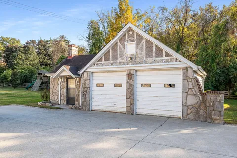 $1,999,999 | 4411 Iroquois Avenue, Nashville, TN 37205