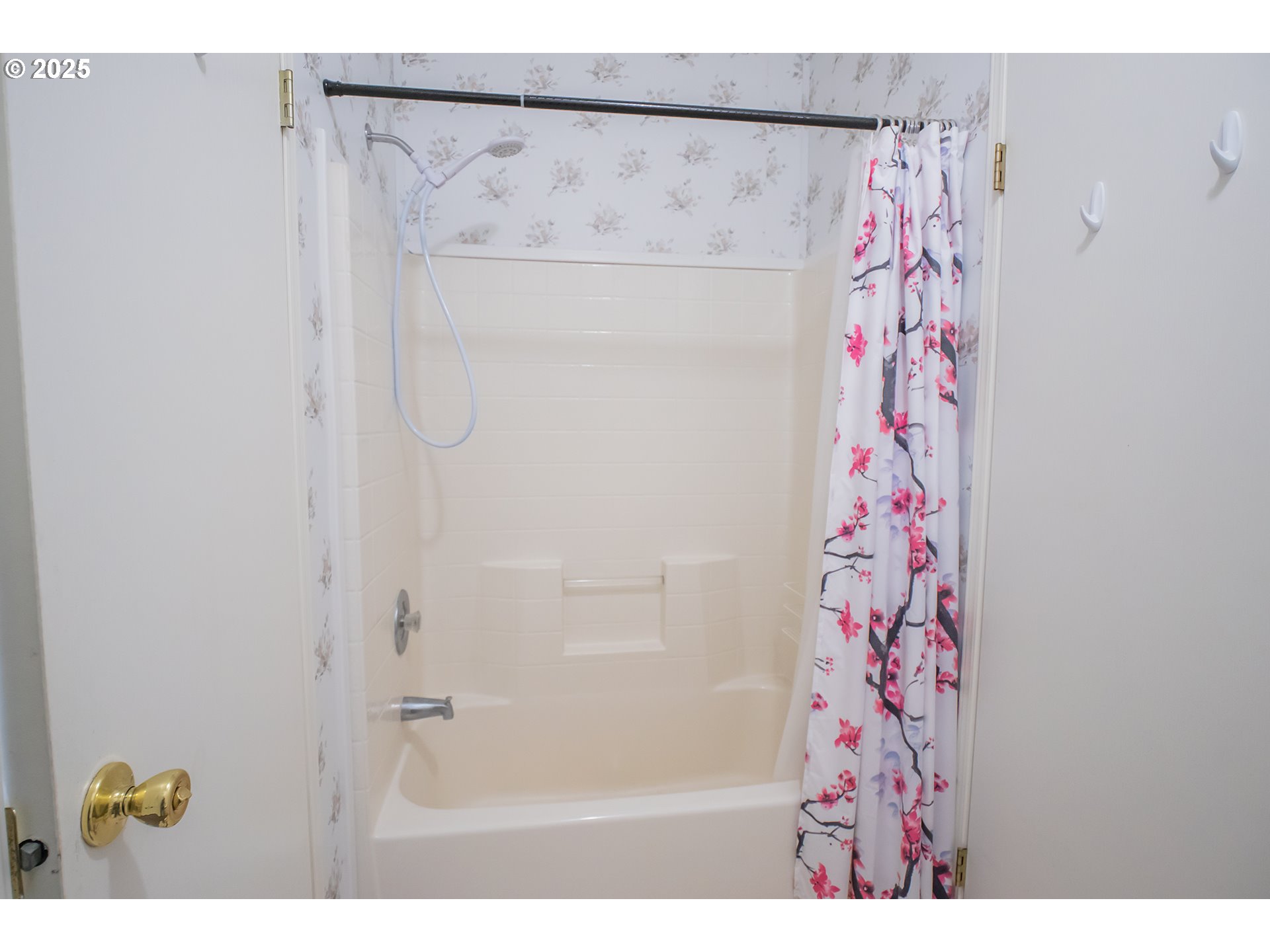 5335 South Main Street, Unit 155 Springfield, OR 97478 - Photo 24 of 29 Gallery Image 24