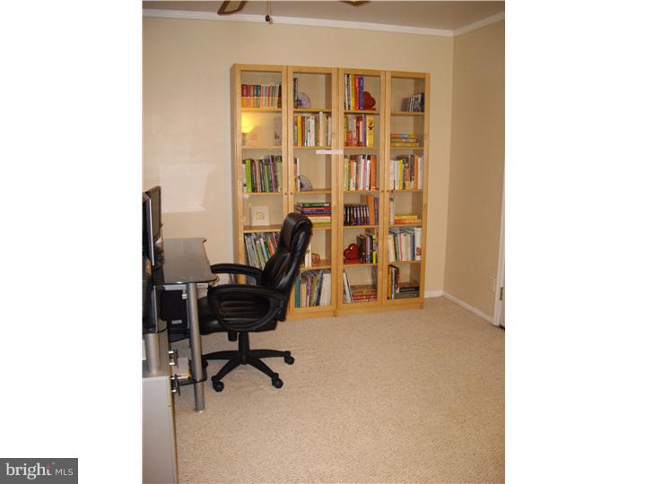 118 Newport Road Sicklerville, NJ 08081 - Photo 22 of 25 Family Room