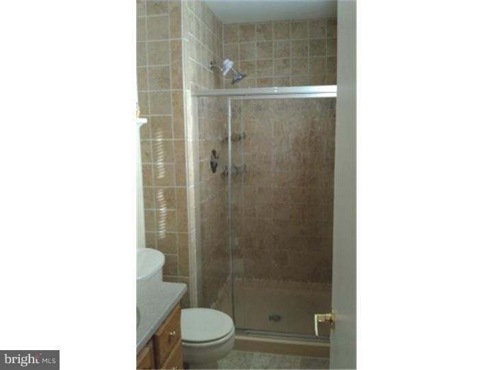 118 Newport Road Sicklerville, NJ 08081 - Photo 4 of 25 Master Bathroom