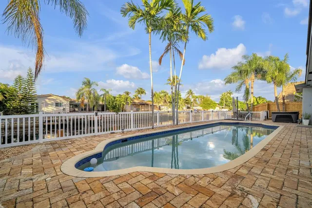 $9,450 | 1421 Northeast 54th Street, Fort Lauderdale, FL 33334