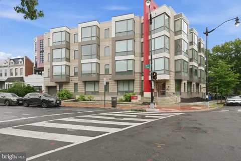 $369,000 | 1500 Pennsylvania Ave. Southeast, Unit 107, Washington, DC 20003