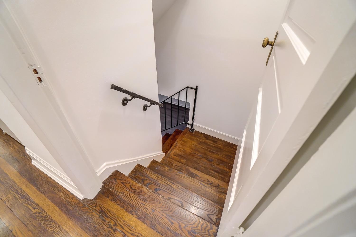 2138 Madison Road, Unit G Cincinnati, OH 45208 - Photo 25 of 42