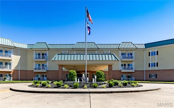 $225,000 | 1300 North Main Street, Unit 218, Sikeston, MO 63801