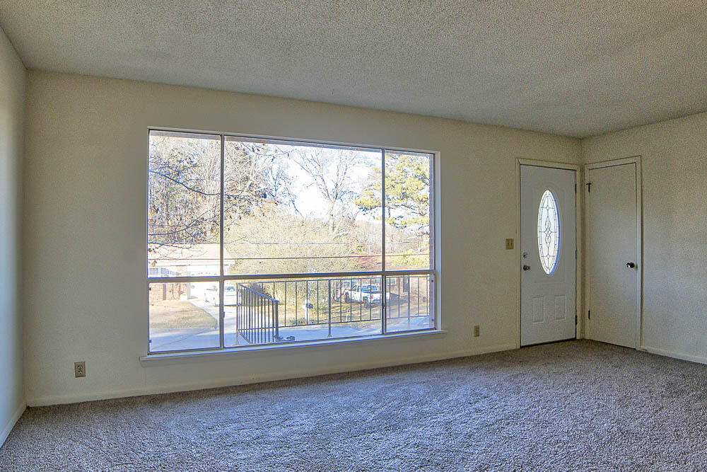 616 Corbley Road Rossville, GA 30741 - Photo 5 of 24 living