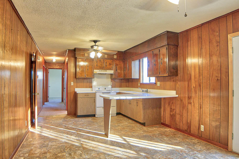 616 Corbley Road Rossville, GA 30741 - Photo 7 of 24 kitchen