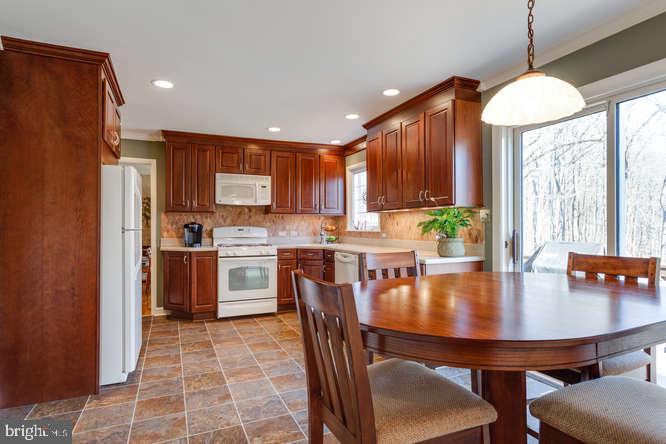 6805 Gillings Road Springfield, VA 22152 - Photo 14 of 56