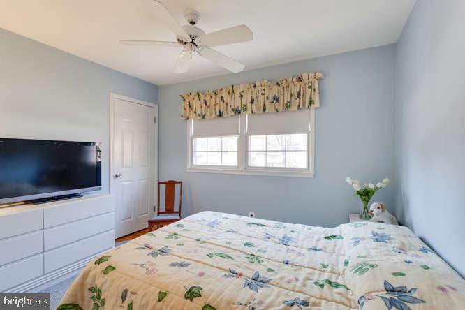 6805 Gillings Road Springfield, VA 22152 - Photo 38 of 56