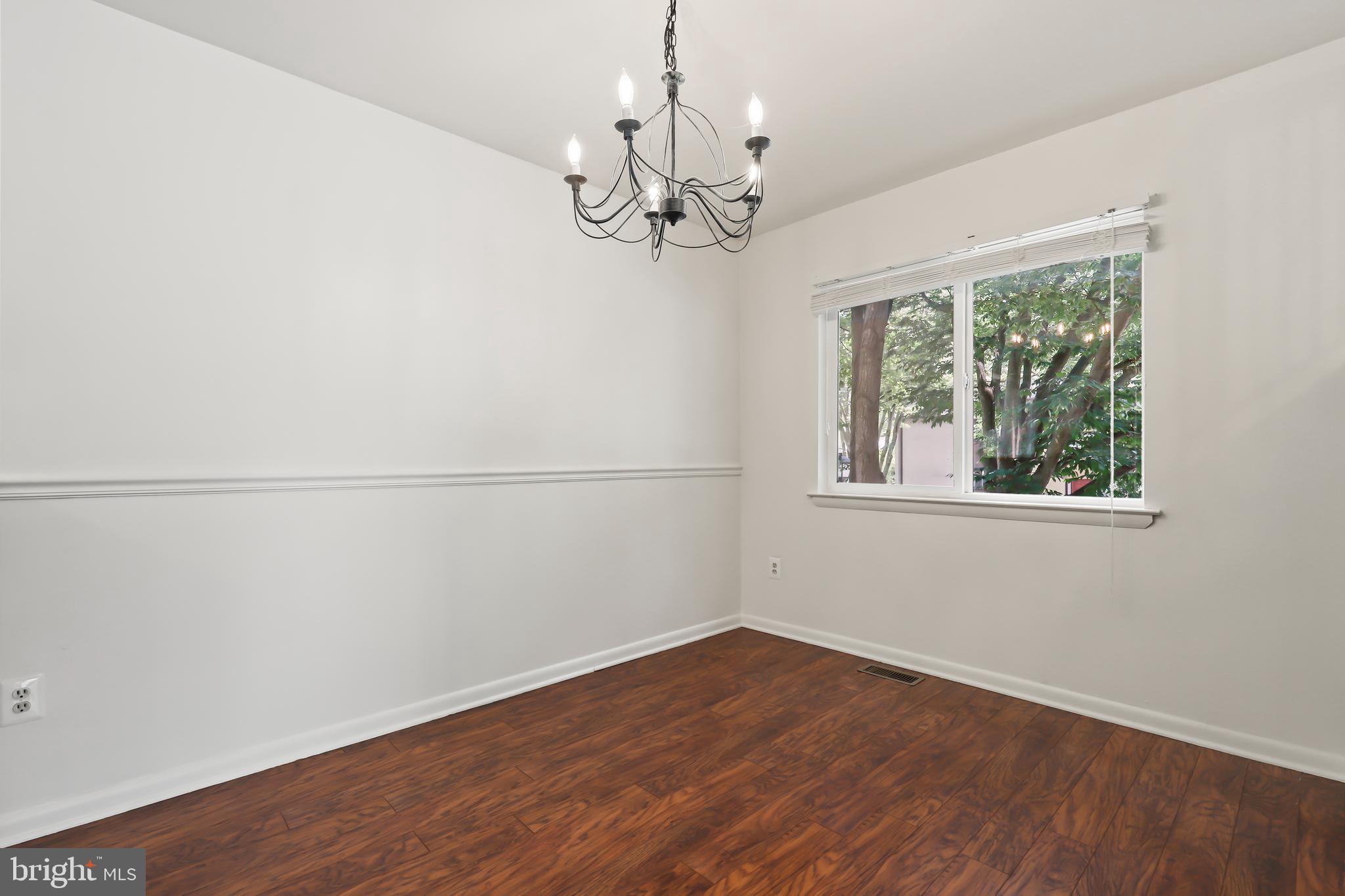 11955 Barrel Cooper Court Reston, VA 20191 - Photo 11 of 51