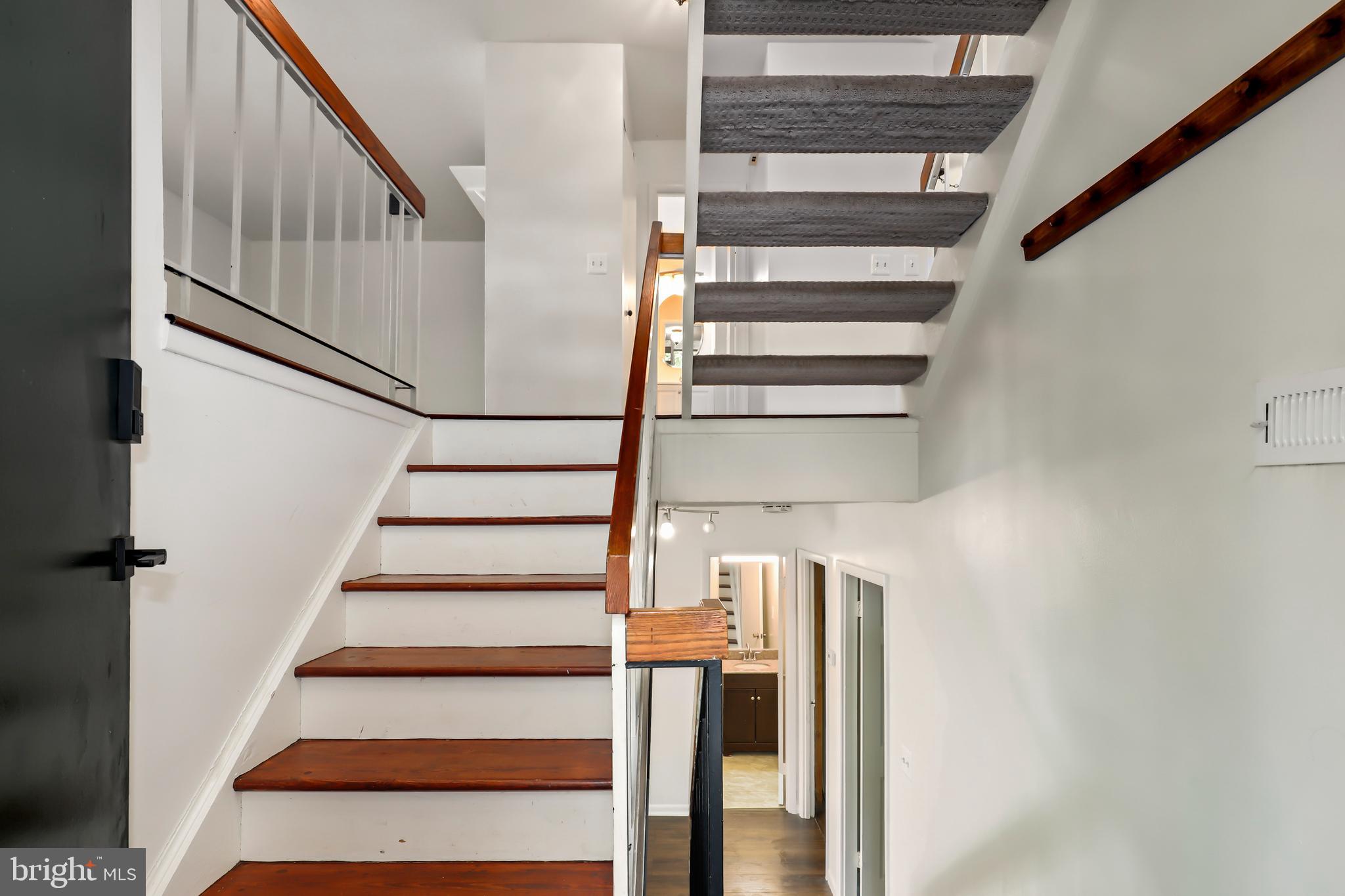 11955 Barrel Cooper Court Reston, VA 20191 - Photo 2 of 51