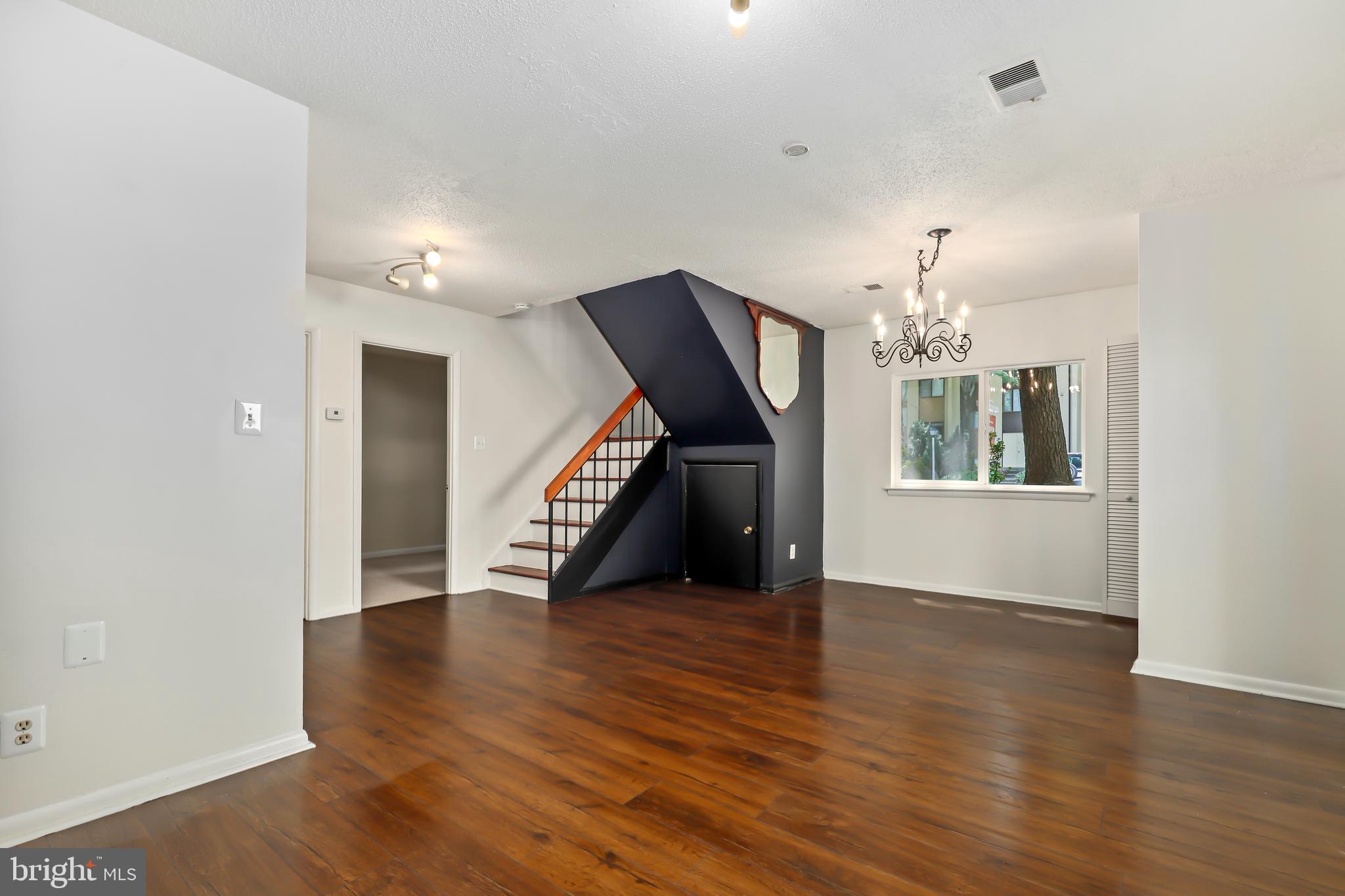 11955 Barrel Cooper Court Reston, VA 20191 - Photo 25 of 51