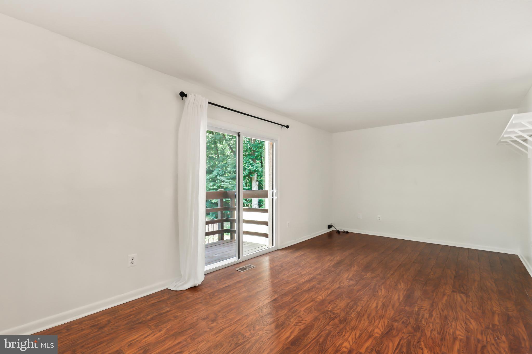 11955 Barrel Cooper Court Reston, VA 20191 - Photo 3 of 51
