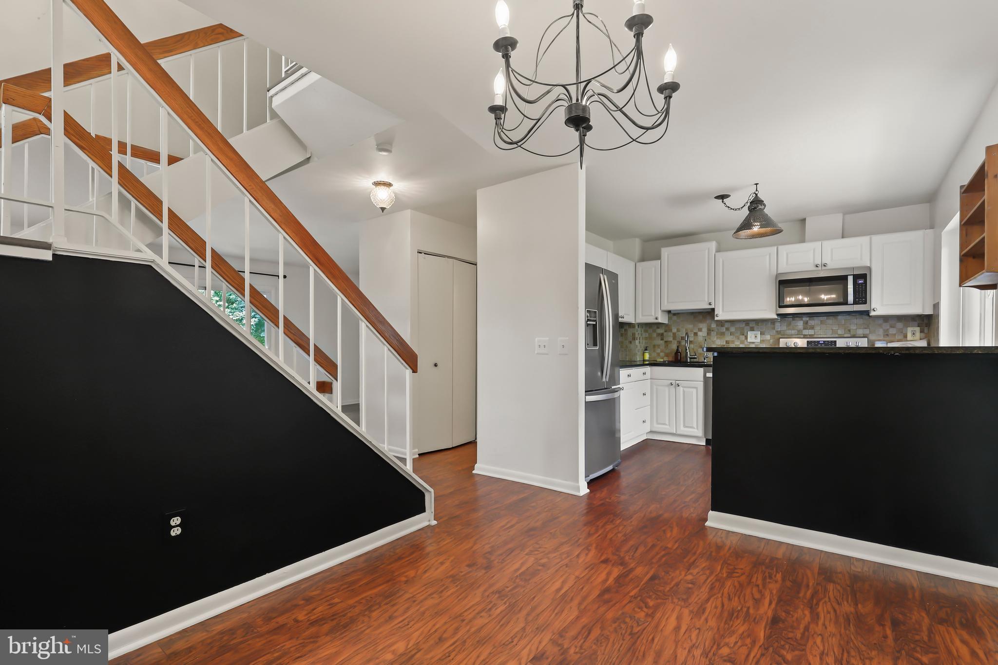 11955 Barrel Cooper Court Reston, VA 20191 - Photo 10 of 51